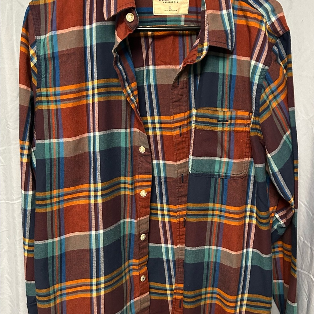 Hollister Men's Multicolor Plaid Button-Down Shirt